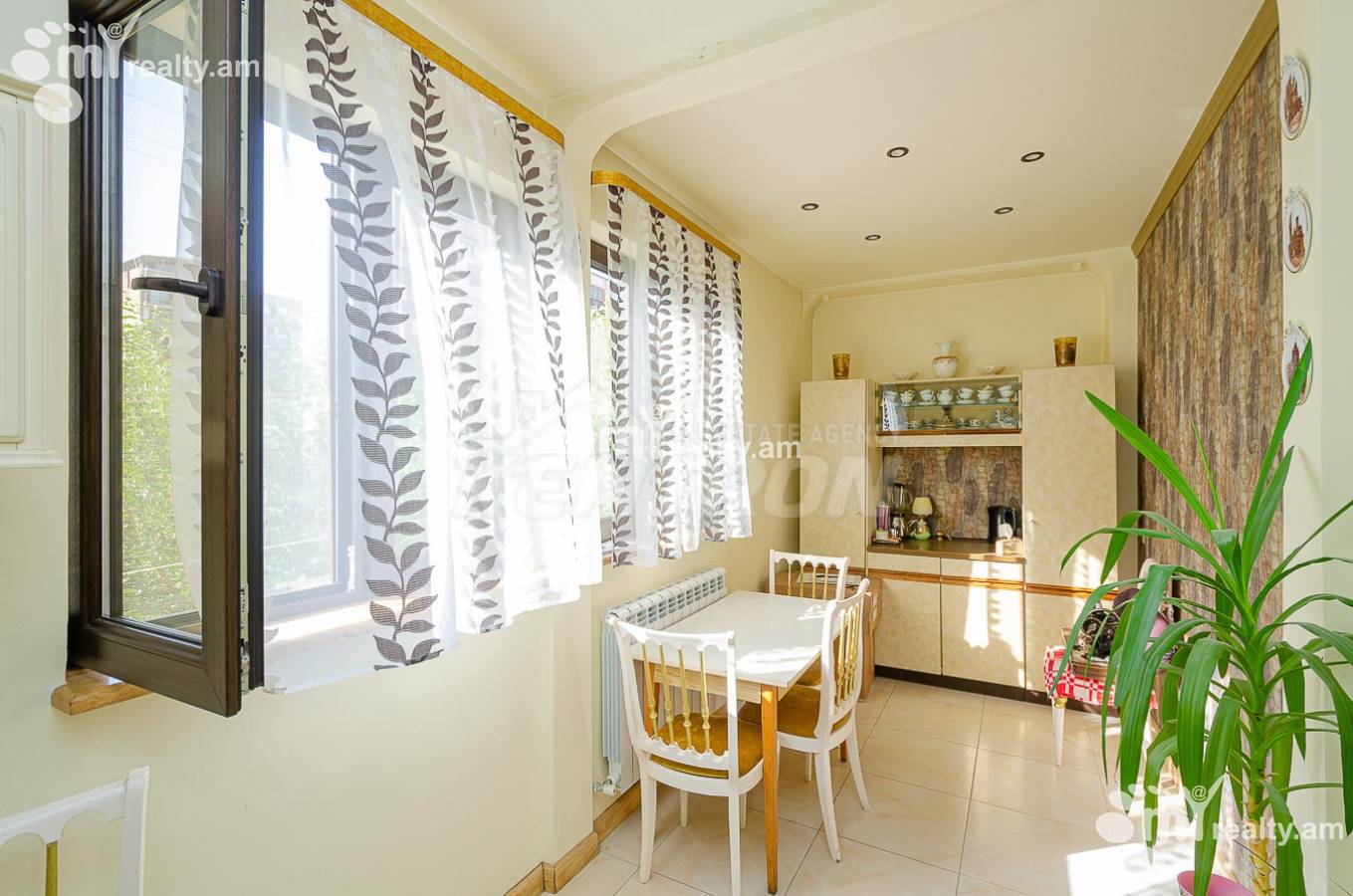 1 bedroom apartment for sale خیابان زاکیان, مرکز شهر ایروان, 154834