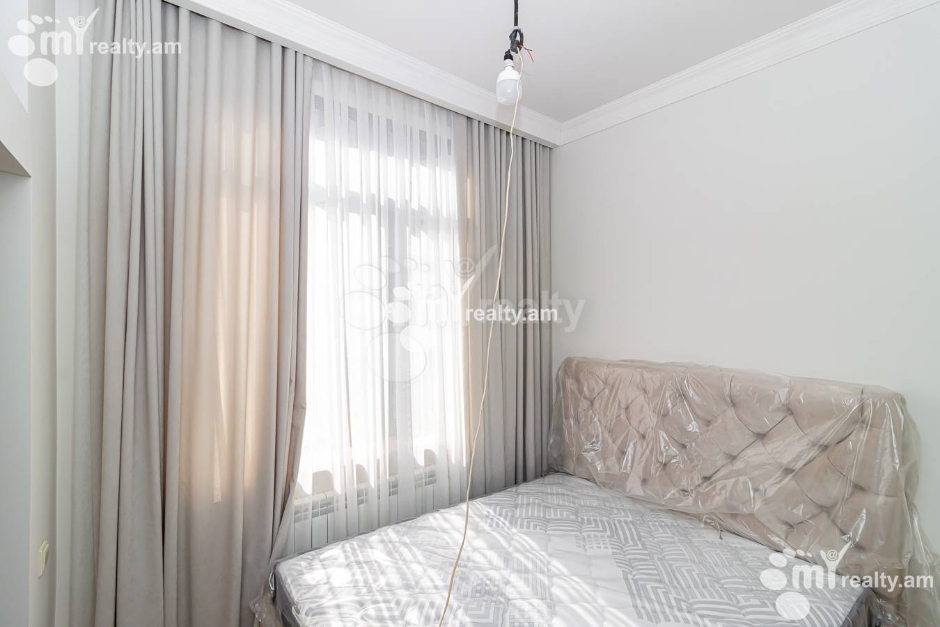 3 bedroom apartment for sale Paronyan St, Center Yerevan, 149046