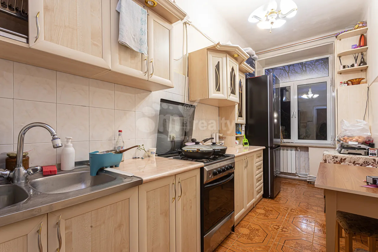 3 bedroom apartment for sale Tigran Mets Ave, Center Yerevan, 157732