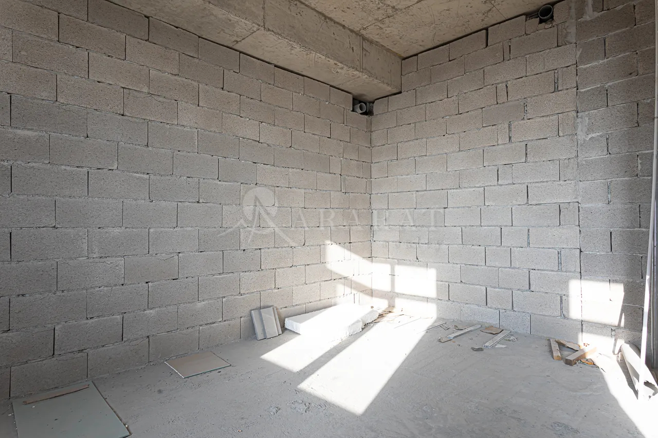 3 bedroom apartment for sale Antarayin St, Center Yerevan, 157848