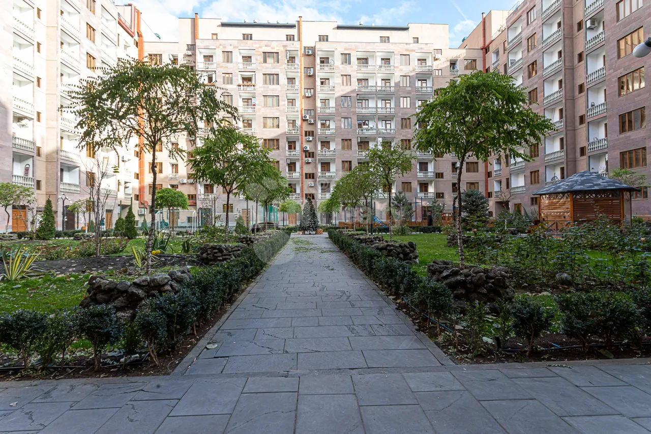 2 սենյականոց բնակարան  Ադոնց փող, Արաբկիր Երևան, 158286