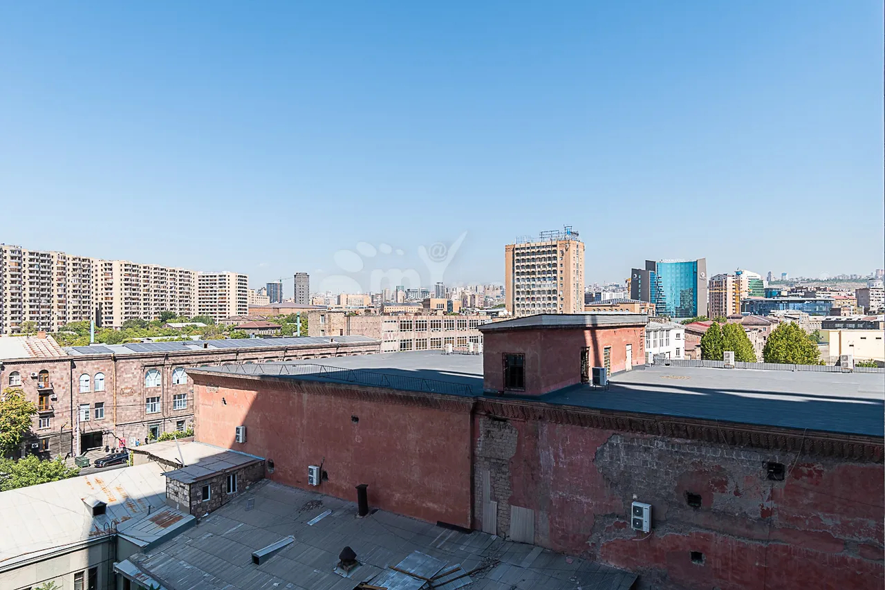 3 սենյականոց բնակարան  Արշակունյաց պող, Կենտրոն Երևան, 161689