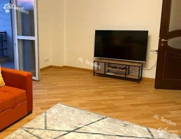 3-senyakanoc-bnakaran-vacharq-Yerevan-Center