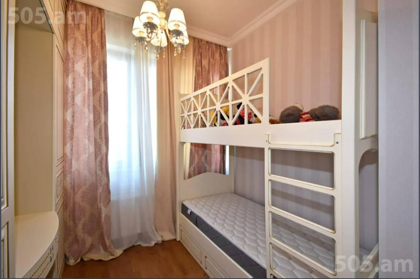 3 bedroom apartment for sale Orbeli Yeghbayrner   St, Arabkir Yerevan, 153001