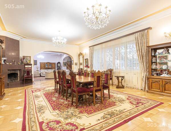 arandznatun-vacharq-Yerevan-Kanaqer-Zeytun