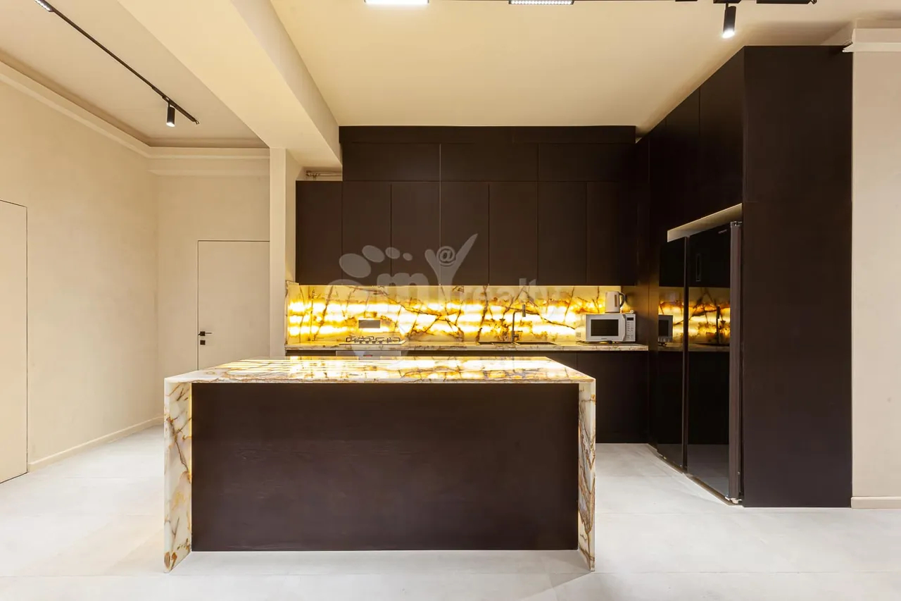 4 bedroom apartment for sale Nalbandyan St, Center Yerevan, 157674