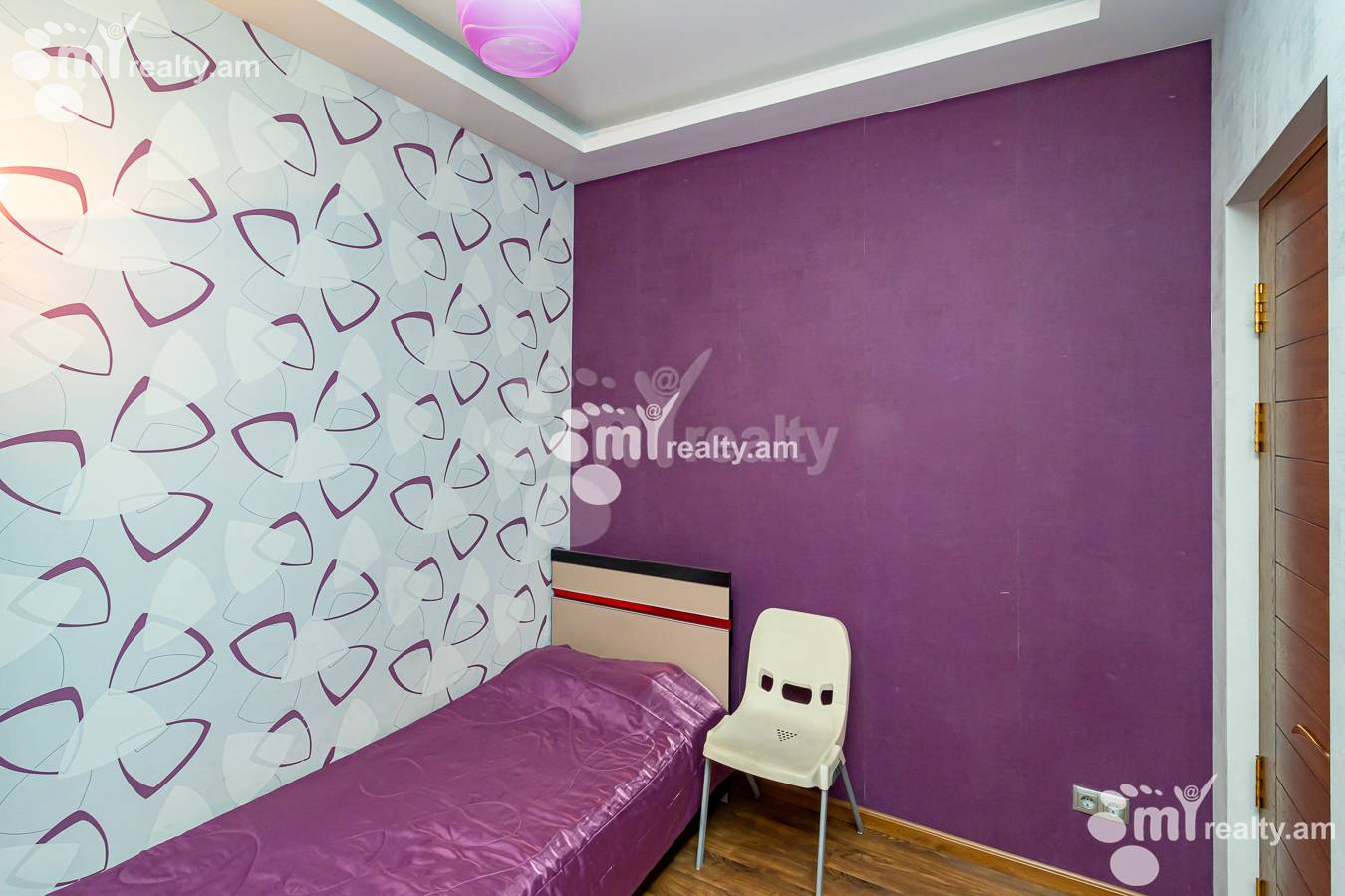 Снять 4 комнатную квартиру Анрапетутян ул, Центр Ереван, 151496