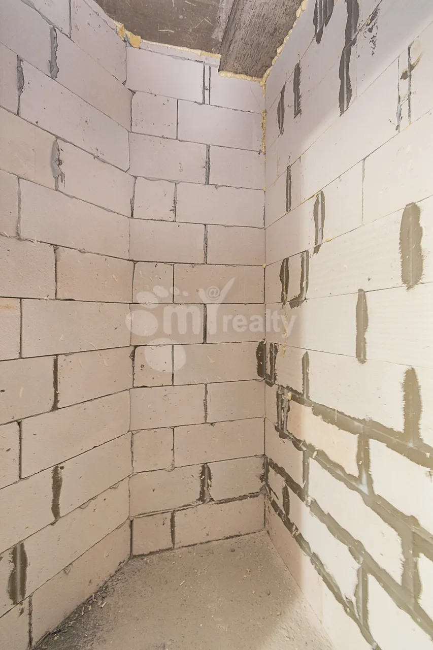 4 bedroom apartment for sale Aghbyur Serob St, Arabkir Yerevan, 161175