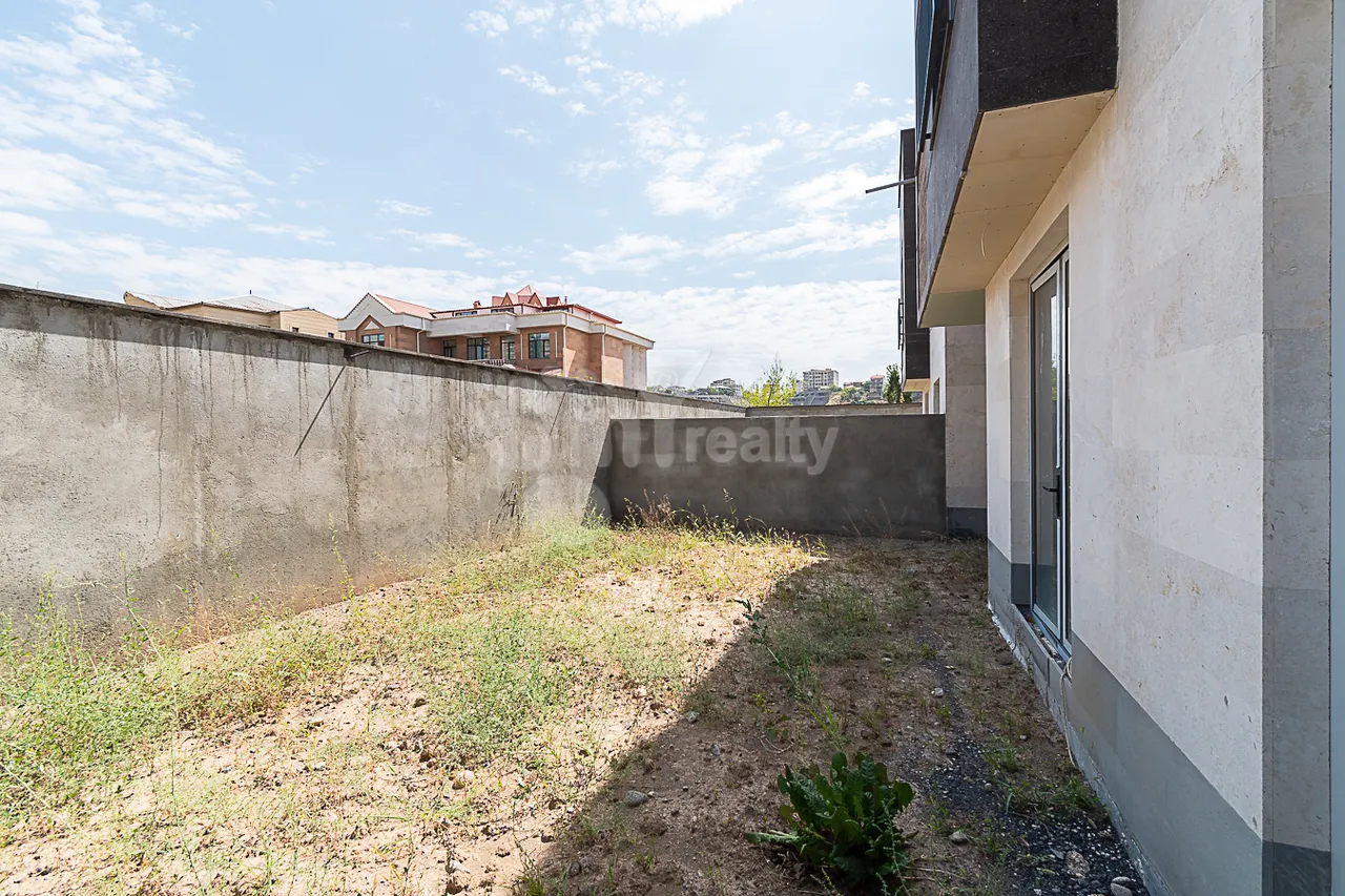 House for sale خیابان میکویان, داوتاشِن ایروان, 161535