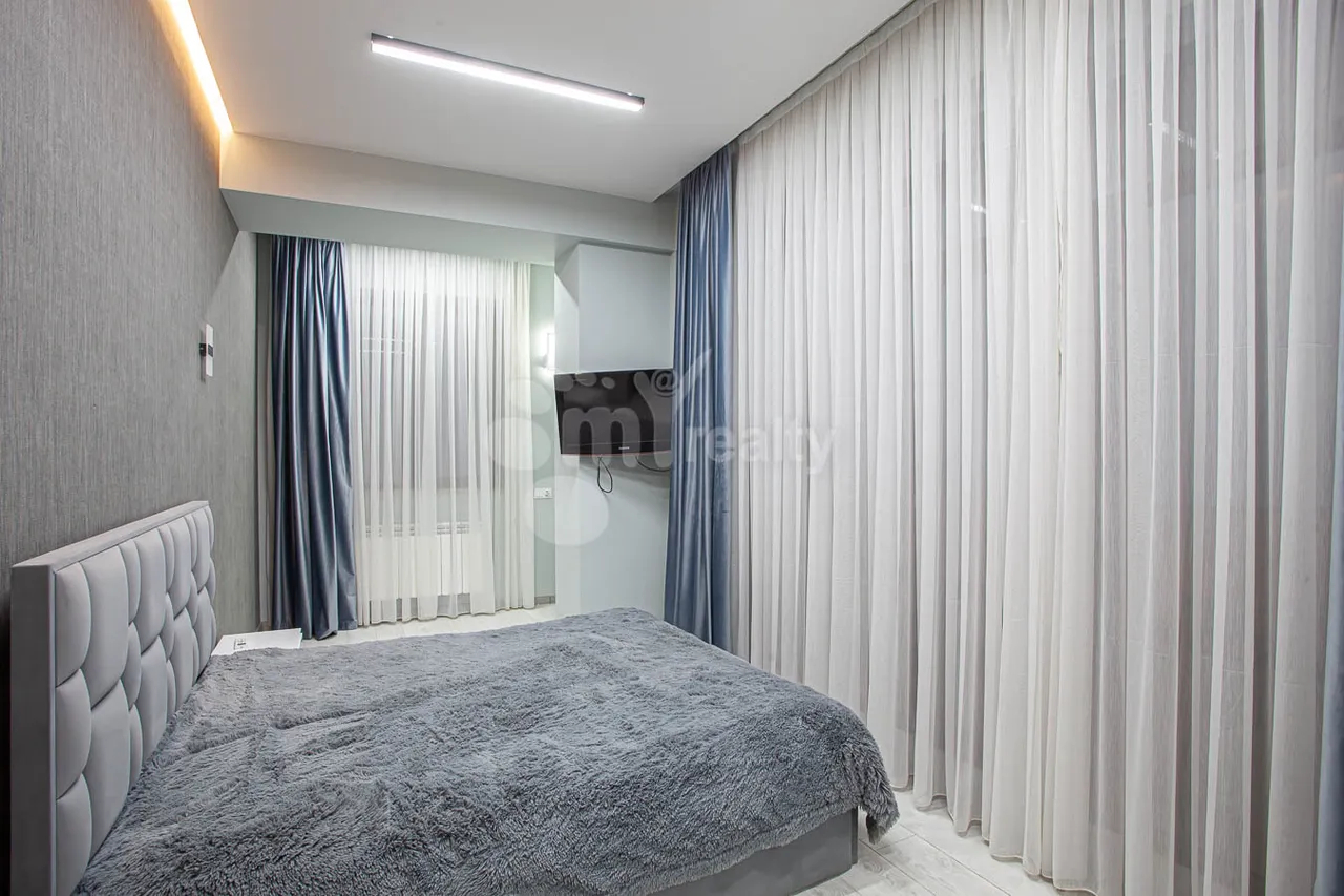 Снять 3 комнатную квартиру Н. Зарян стр, Арабкир Ереван, 159053