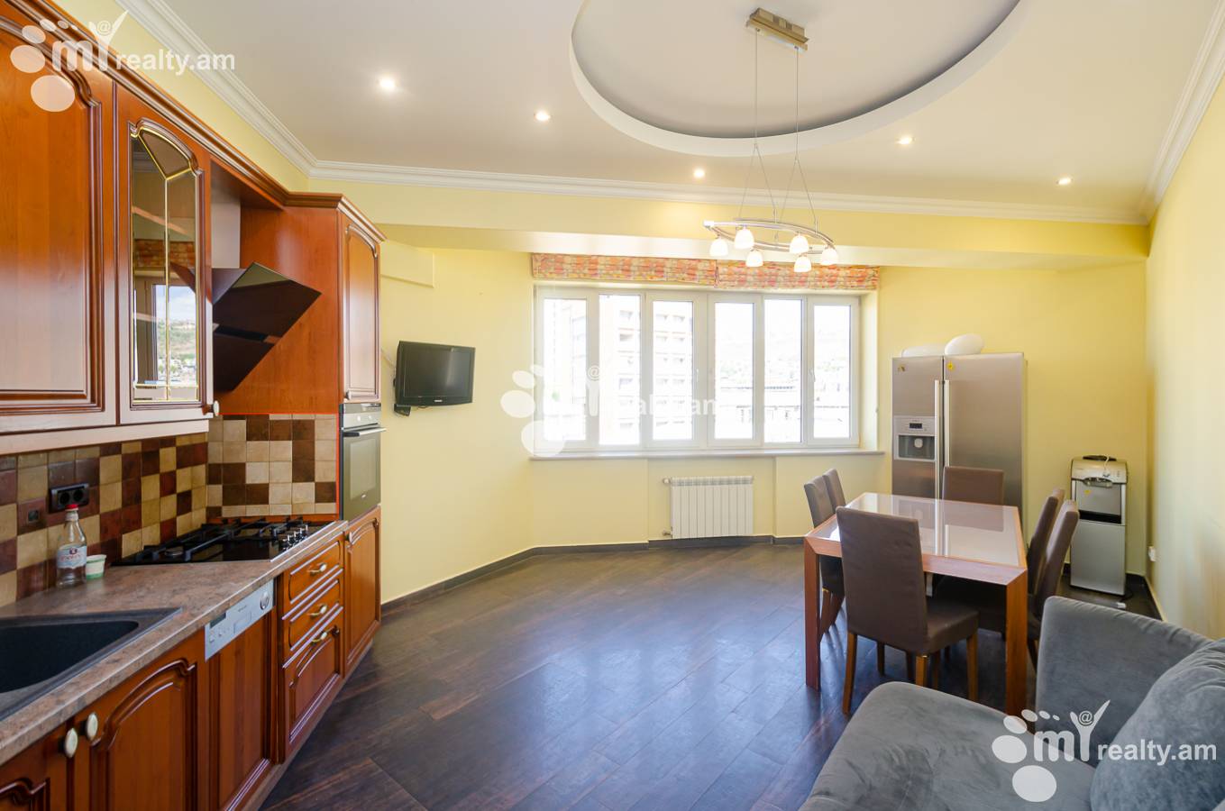 4 սենյականոց բնակարան վարձով Չայկովսկու փող, Կենտրոն Երևան, 154235