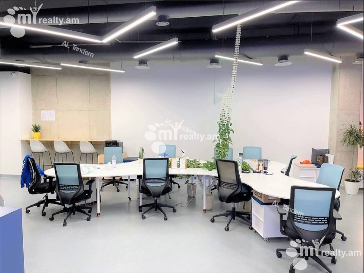 Commercial for rent خیابان امیریان, مرکز شهر ایروان, 127157