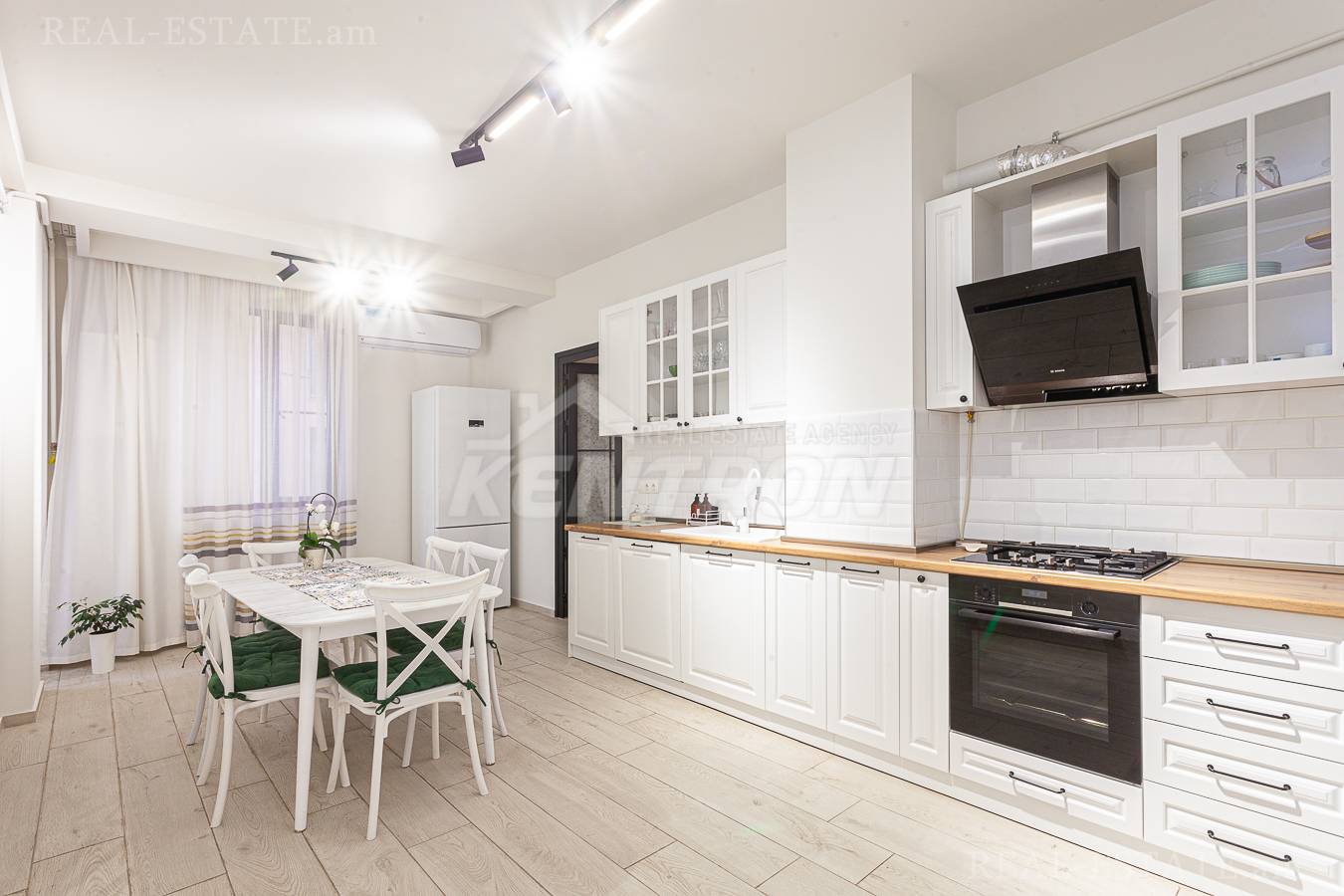 4 սենյականոց բնակարան  Անտառային փող, Կենտրոն Երևան, 146793