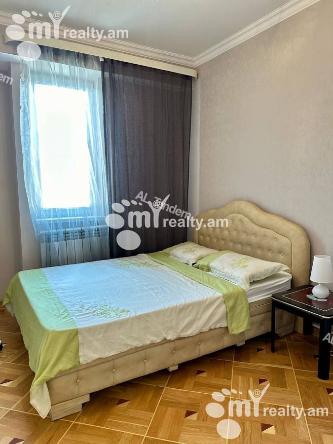 3 bedroom apartment for sale Mashtots Ave, Center Yerevan, 122464