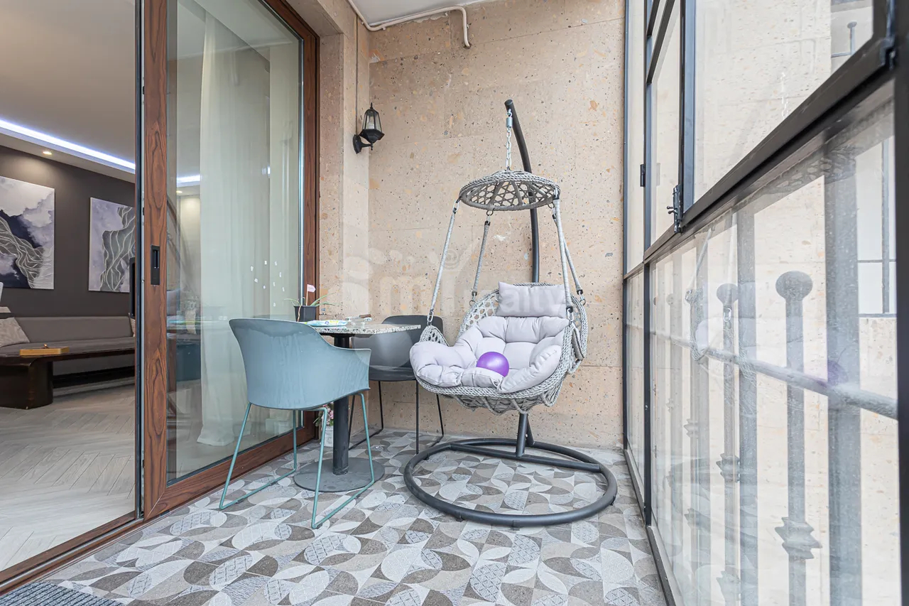 4 bedroom apartment for sale Aram St, Center Yerevan, 159224