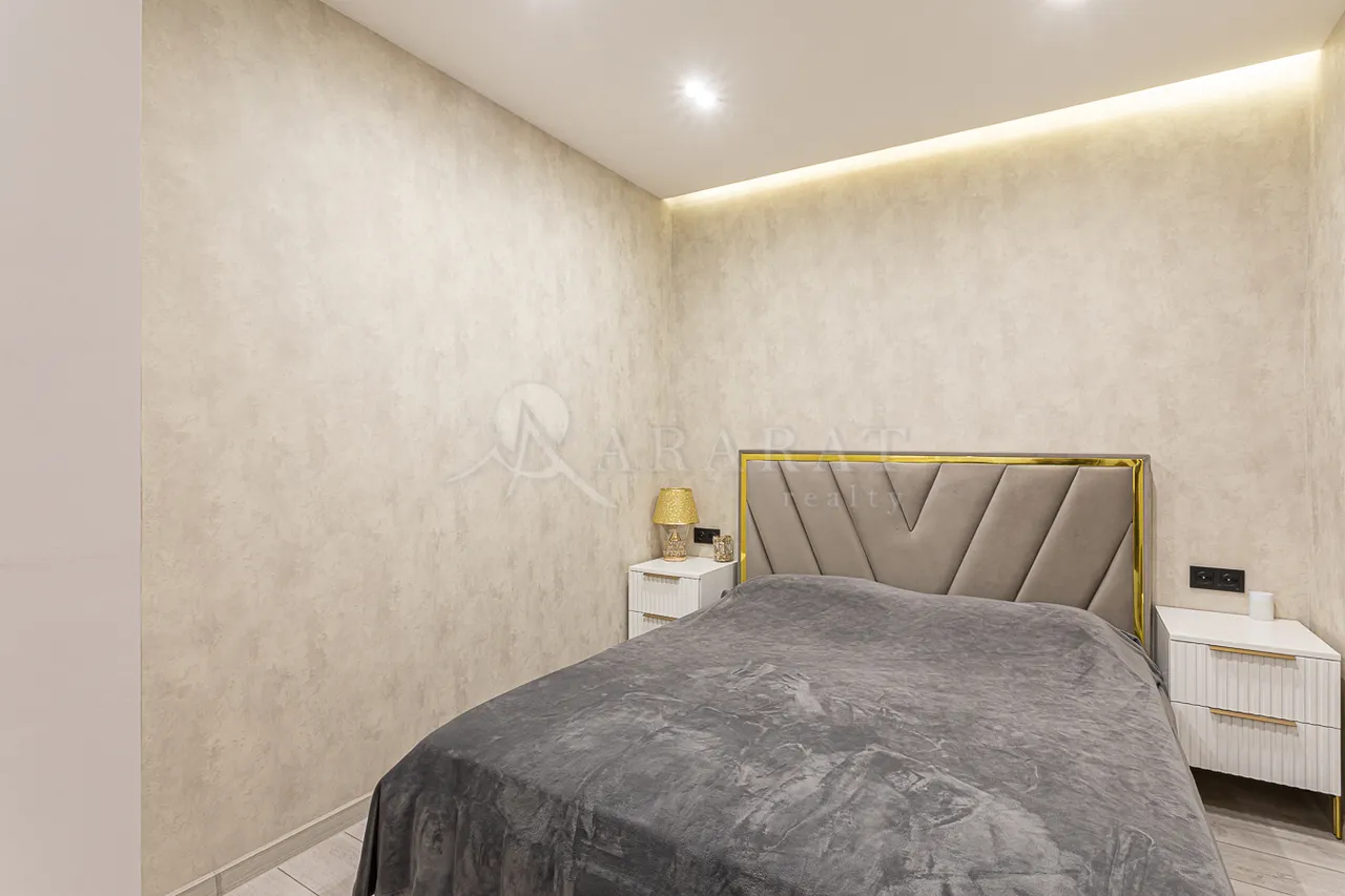 3 bedroom apartment for sale خیابان گولبِنکیان, عربگیر ایروان, 157442