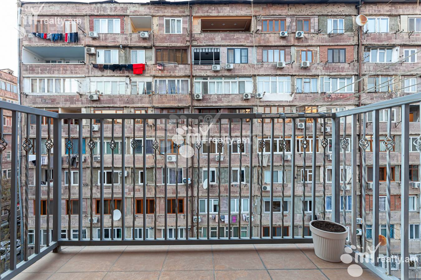 3 bedroom apartment for rent Pushkin St, Center Yerevan, 156919