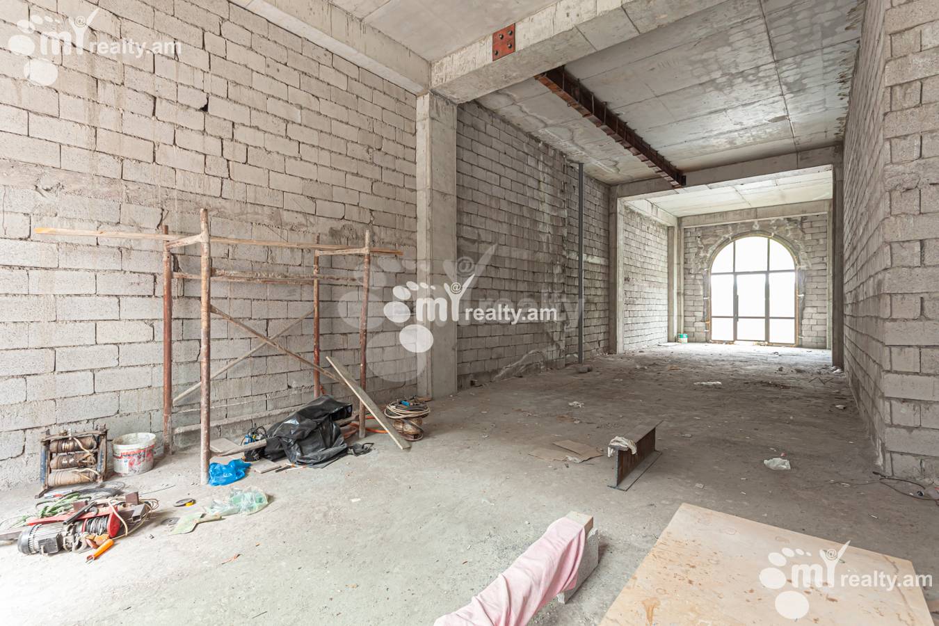 Купить 1 комнатную квартиру Арам ул, Центр Ереван, 152474