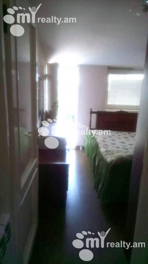 3 սենյականոց բնակարան  Մոսկովյան փող, Կենտրոն Երևան, 142743