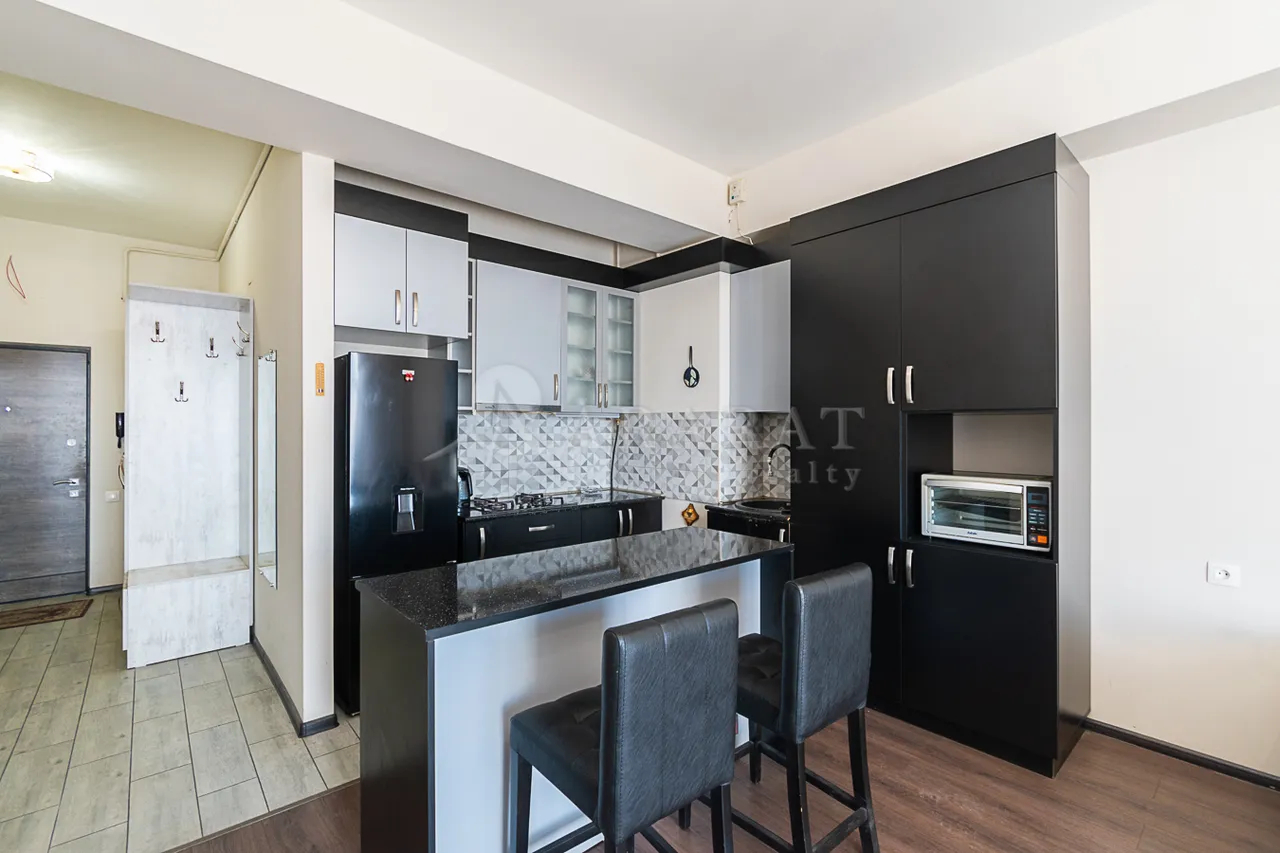 2 սենյականոց բնակարան վարձով Միկոյան փող, Դավթաշեն Երևան, 159684