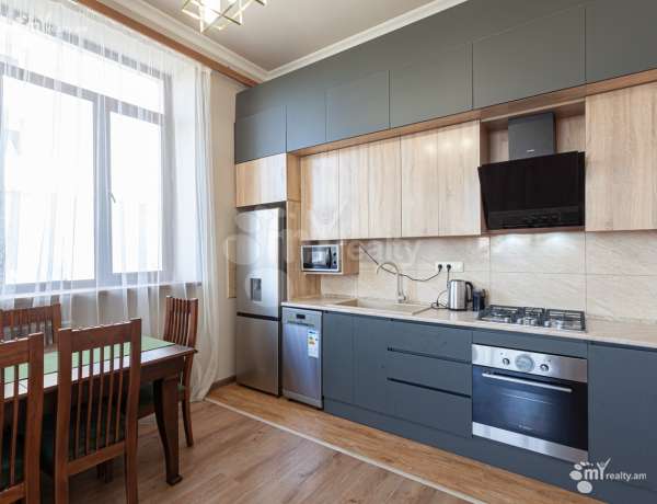 3-senyakanoc-bnakaran-vacharq-Yerevan-Center