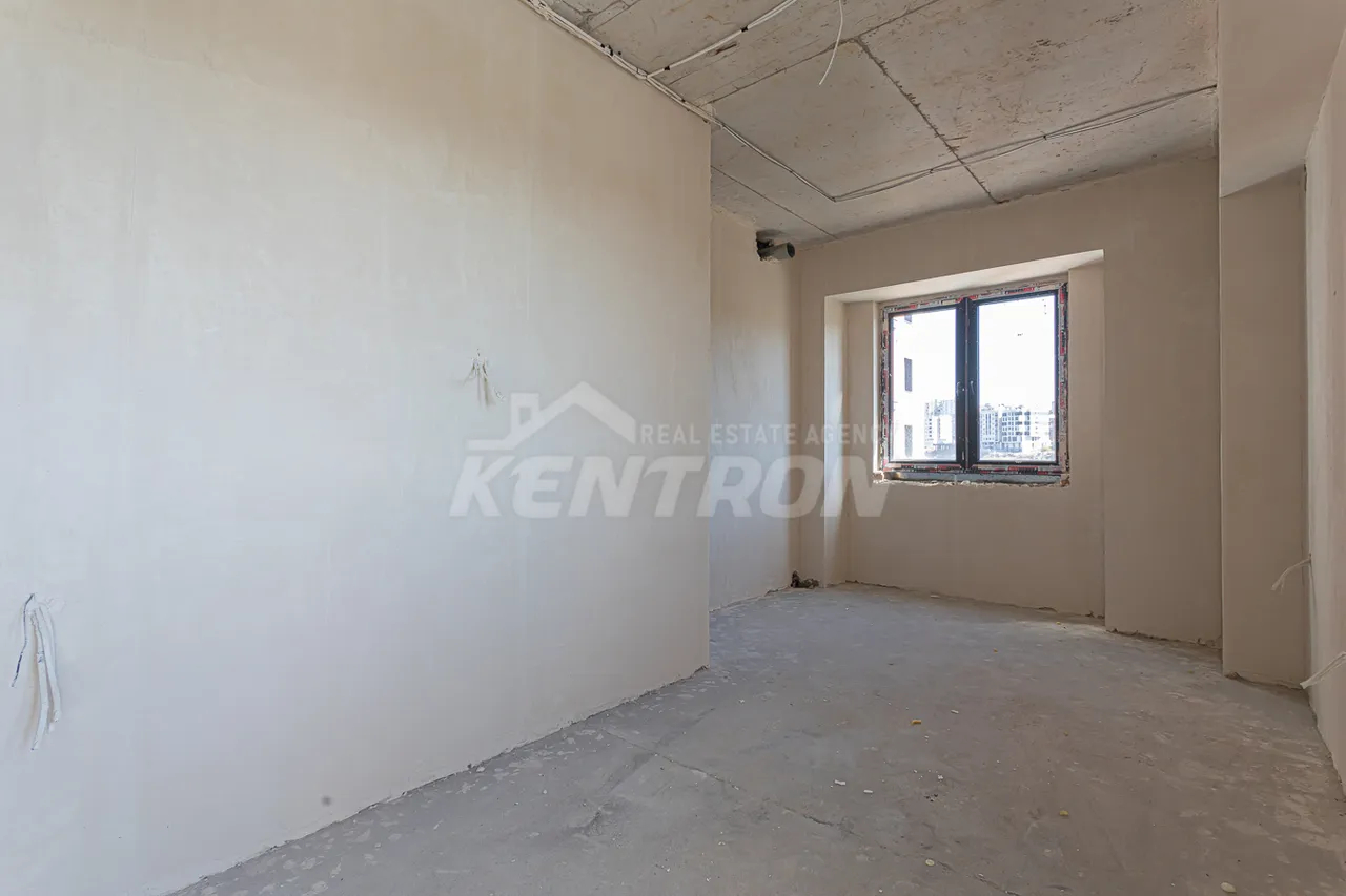 4 bedroom apartment for sale Emineski St, Qanaqer- Sejtun Yerevan, 157243