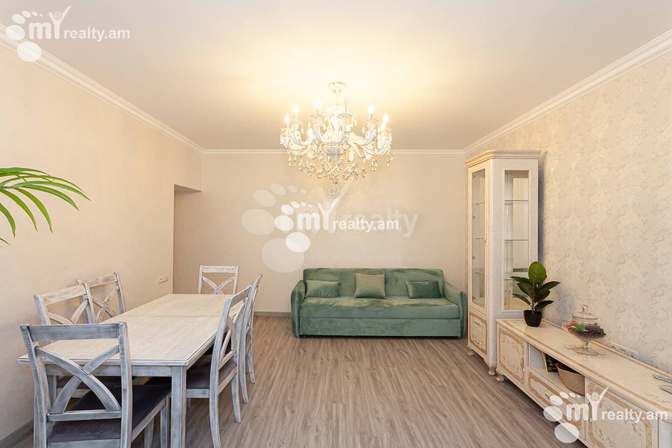 3 bedroom apartment for rent Tumanyan St, Center Yerevan, 147905