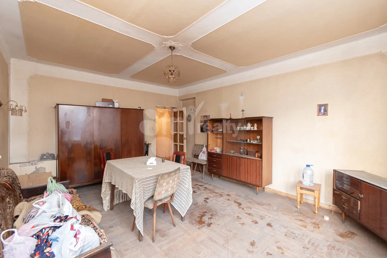 2 bedroom apartment for sale خیابان ماشتوتس, مرکز شهر ایروان, 158627