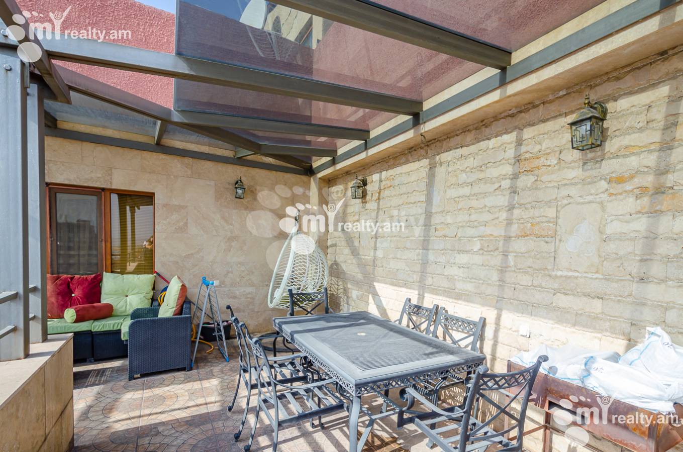 4 սենյականոց բնակարան  Կոմիտասի պող, Արաբկիր Երևան, 153021