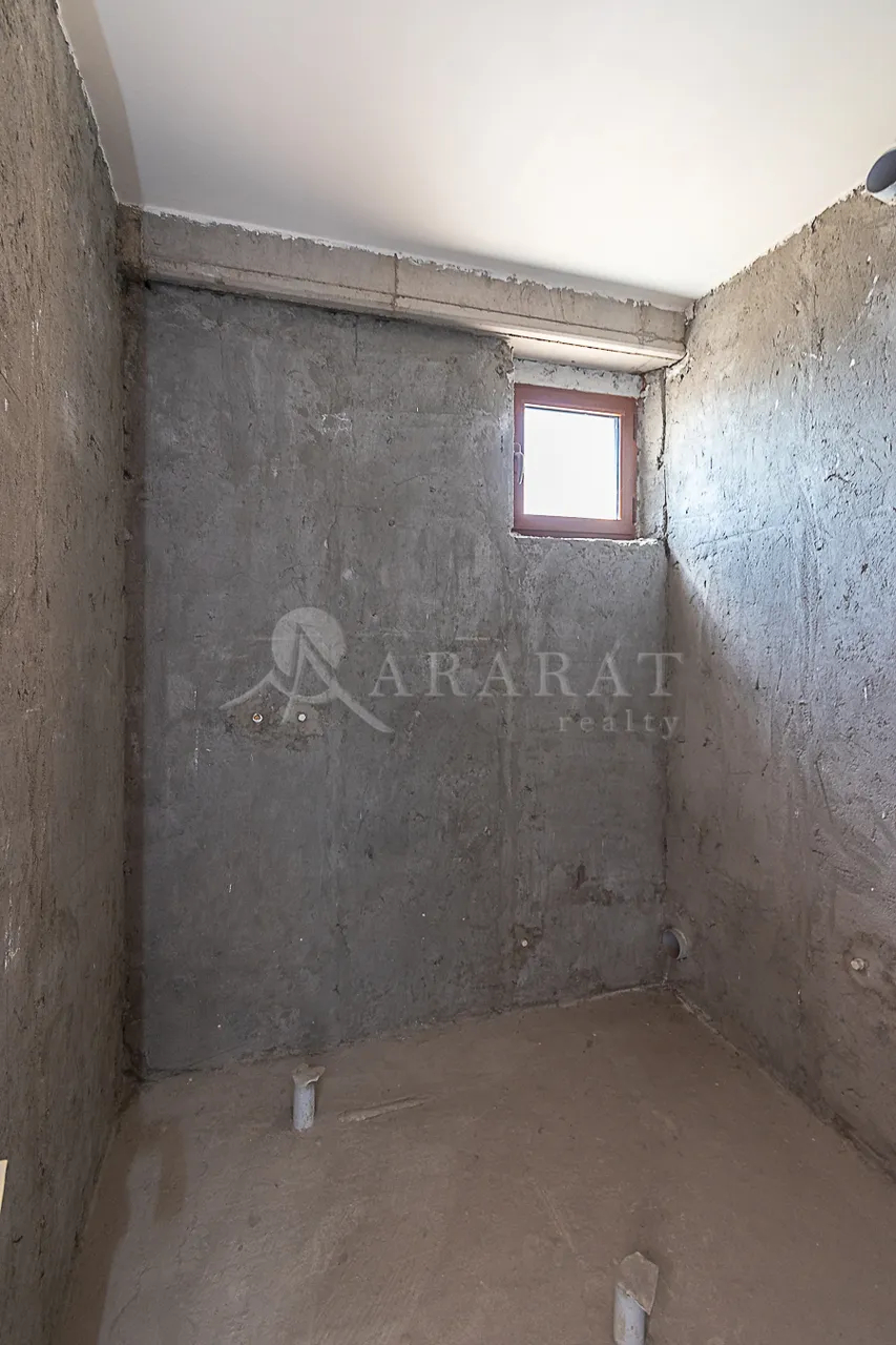 2 bedroom apartment for sale خیابان آنتارایین, مرکز شهر ایروان, 161887