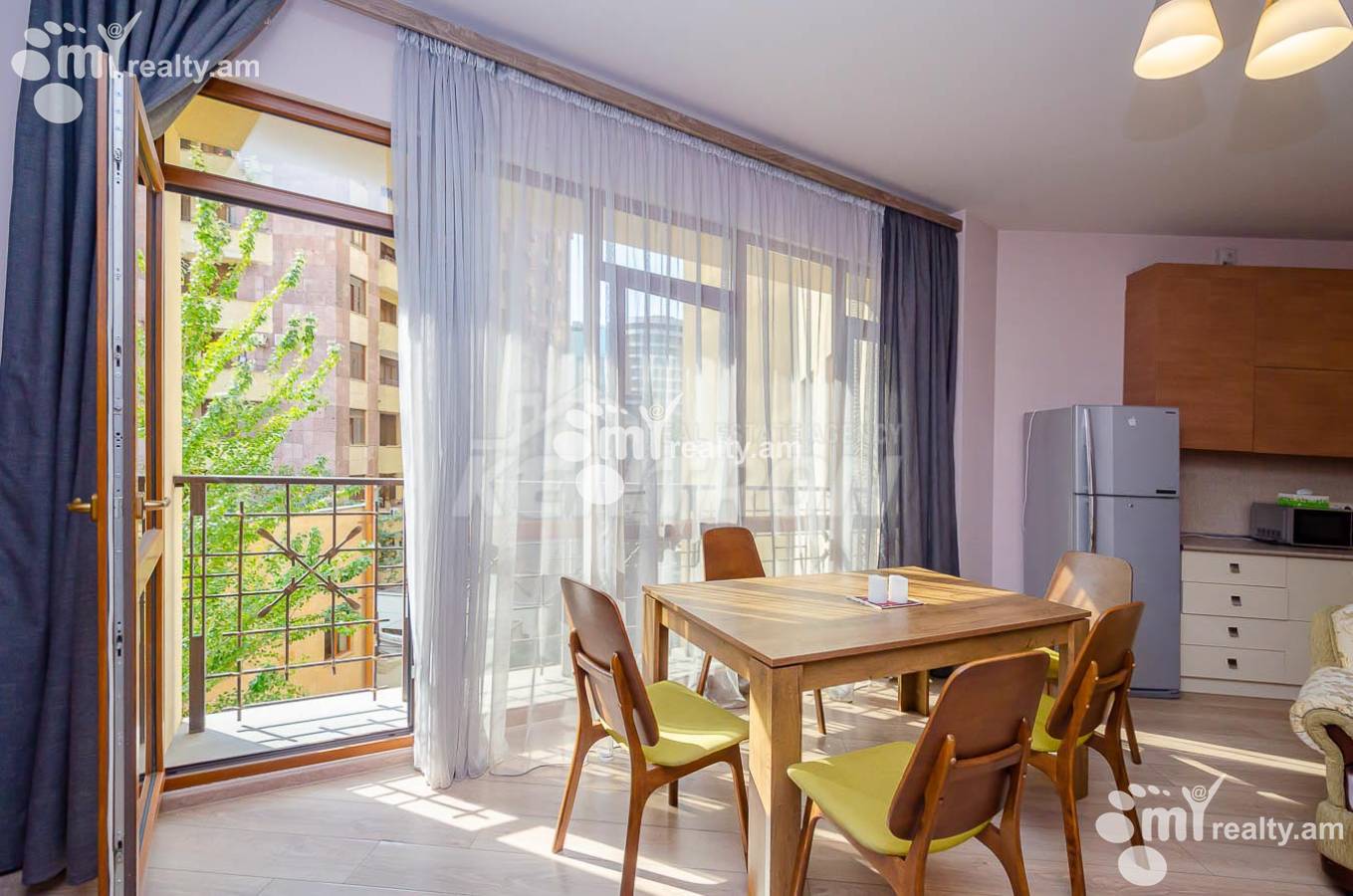 3 bedroom apartment for sale خیابان یِکمالیان, مرکز شهر ایروان, 155281