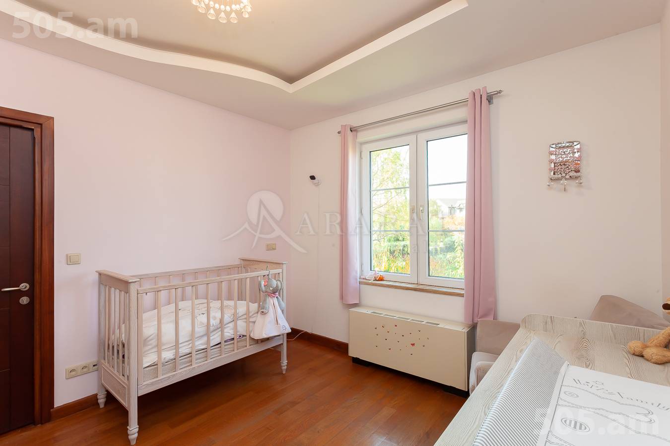 Առանձնատուն  Արփա, Վահագնի թաղամաս Երևան, 150869