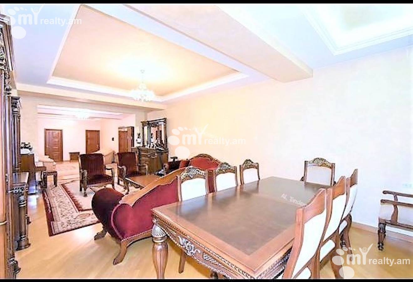 4 bedroom apartment for rent Nalbandyan St, Center Yerevan, 126076