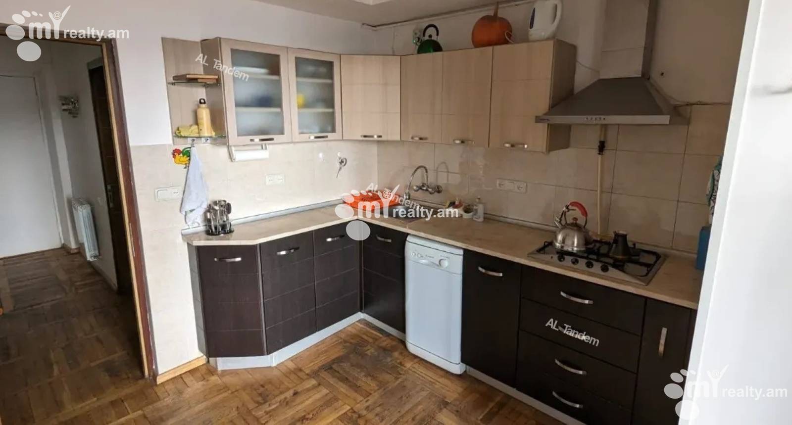 3 bedroom apartment for sale Vardanants St, Center Yerevan, 132416