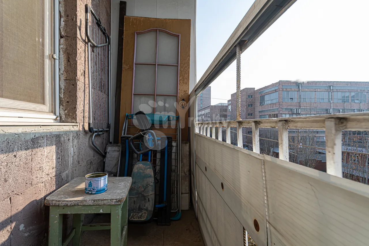 4 bedroom apartment for sale خیابان هاکوبیان, عربگیر ایروان, 158133