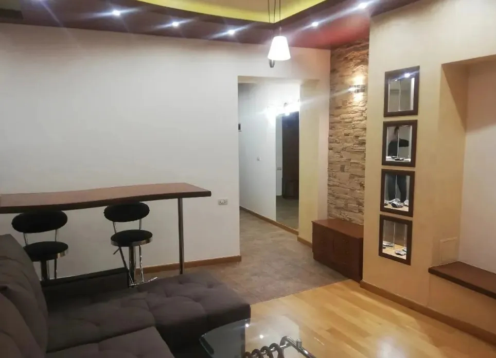 2 սենյականոց բնակարան վարձով Թամանյան փող, Կենտրոն Երևան, 161567