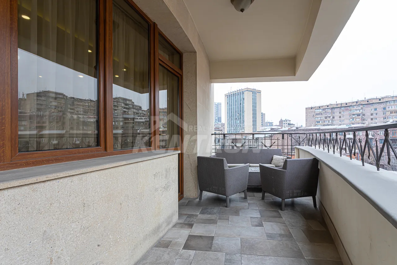 4 bedroom apartment for sale Yekmalyan St, Center Yerevan, 158583