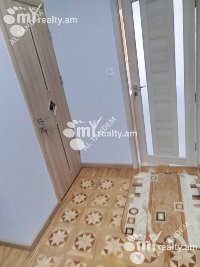 4 bedroom apartment for sale خیابان ا. کاخاتریان, عربگیر ایروان, 159609