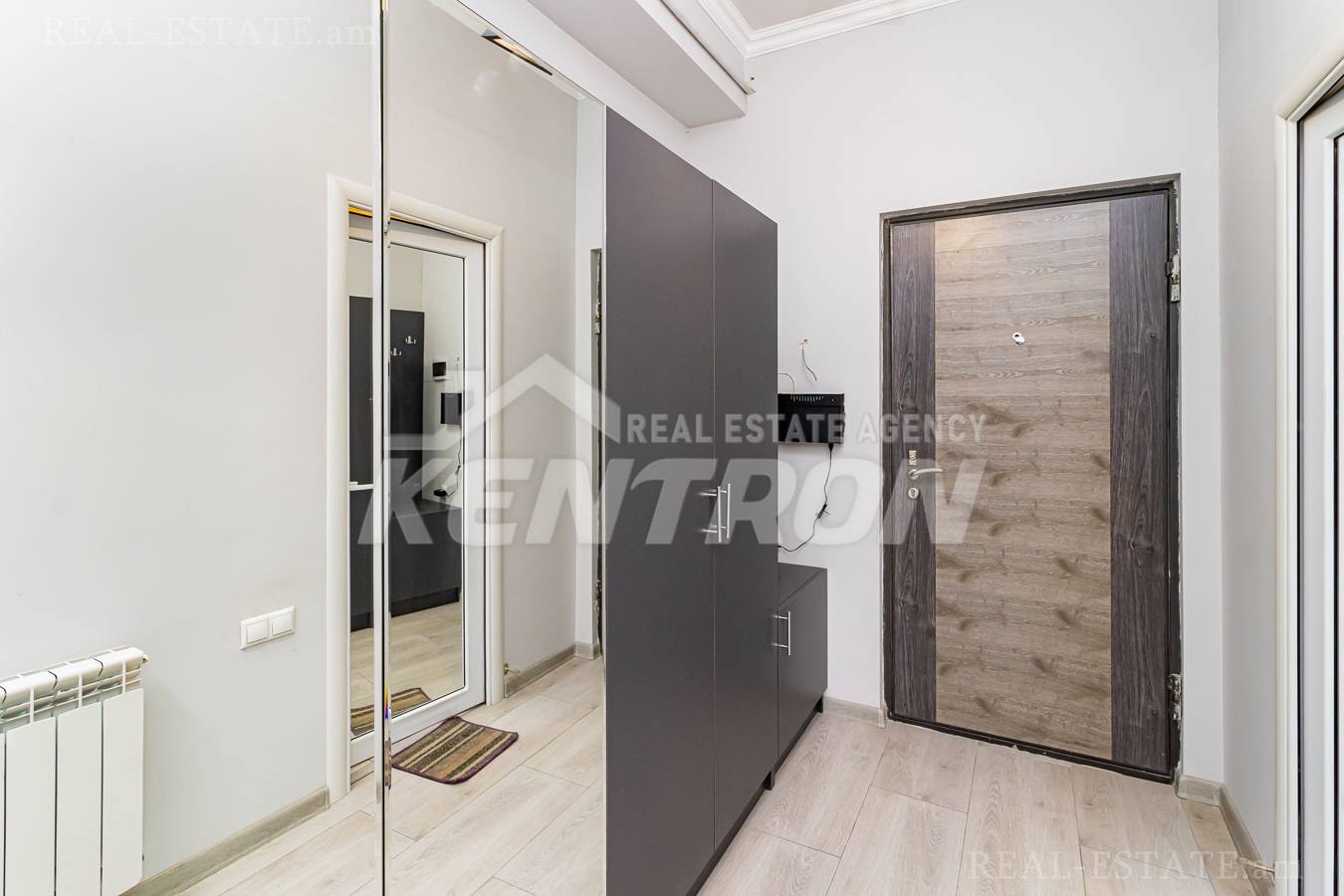 Купить 1 комнатную квартиру Аргишти ул, Центр Ереван, 136586