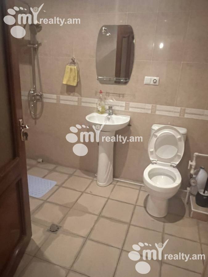 3 bedroom apartment for rent Argishti St, Center Yerevan, 155973