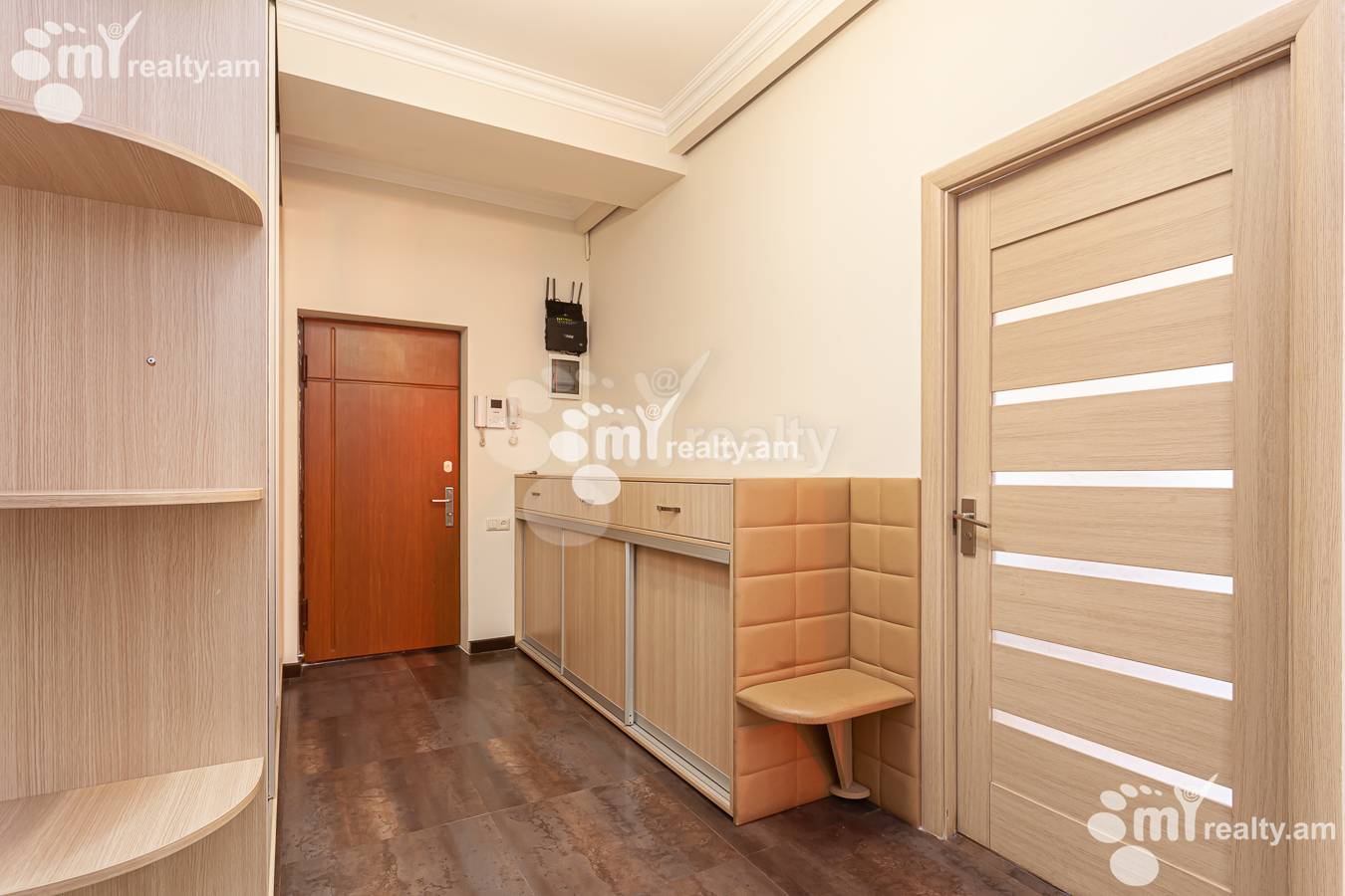 3 bedroom apartment for rent Aram St, Center Yerevan, 156058