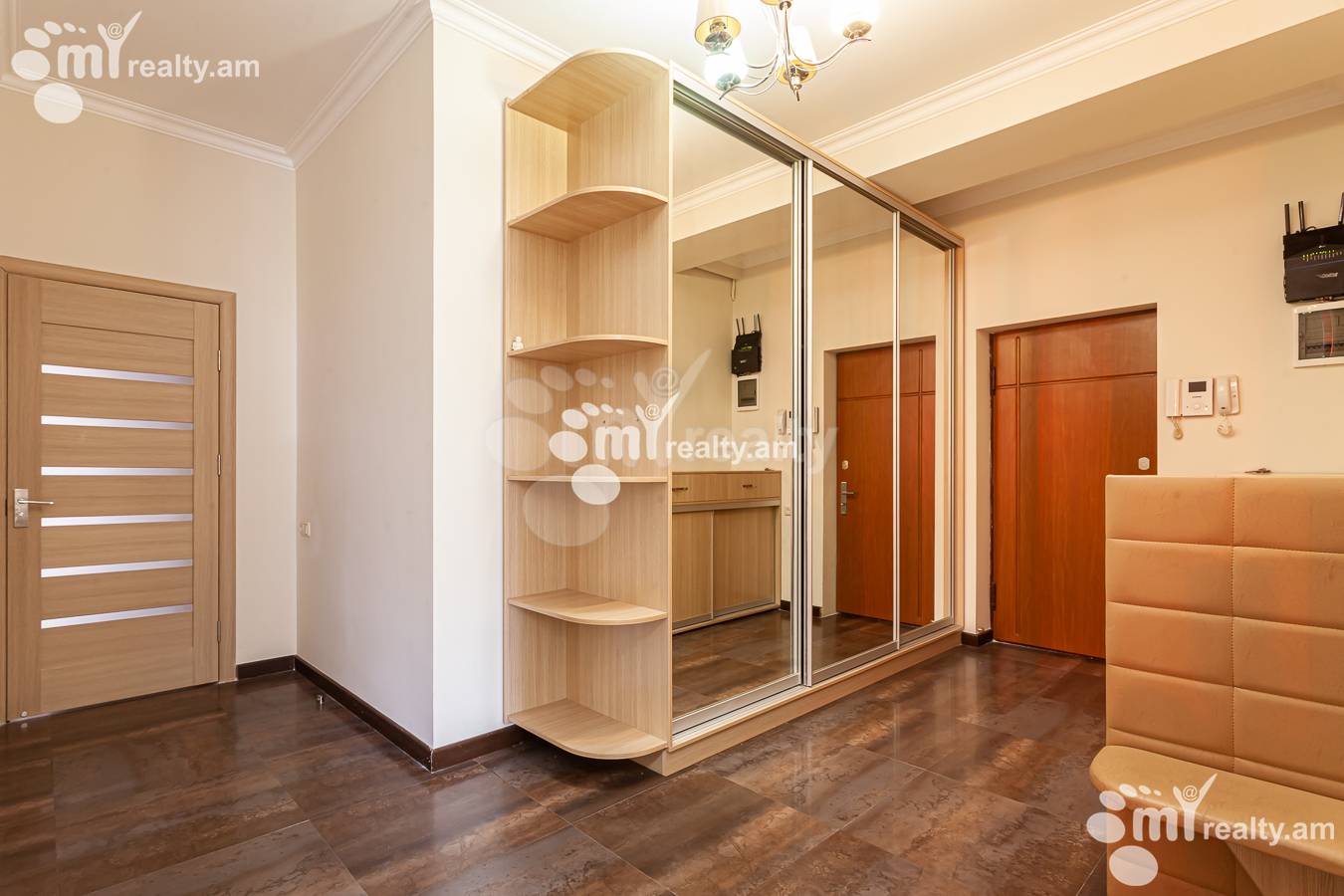 3 bedroom apartment for rent Aram St, Center Yerevan, 156058