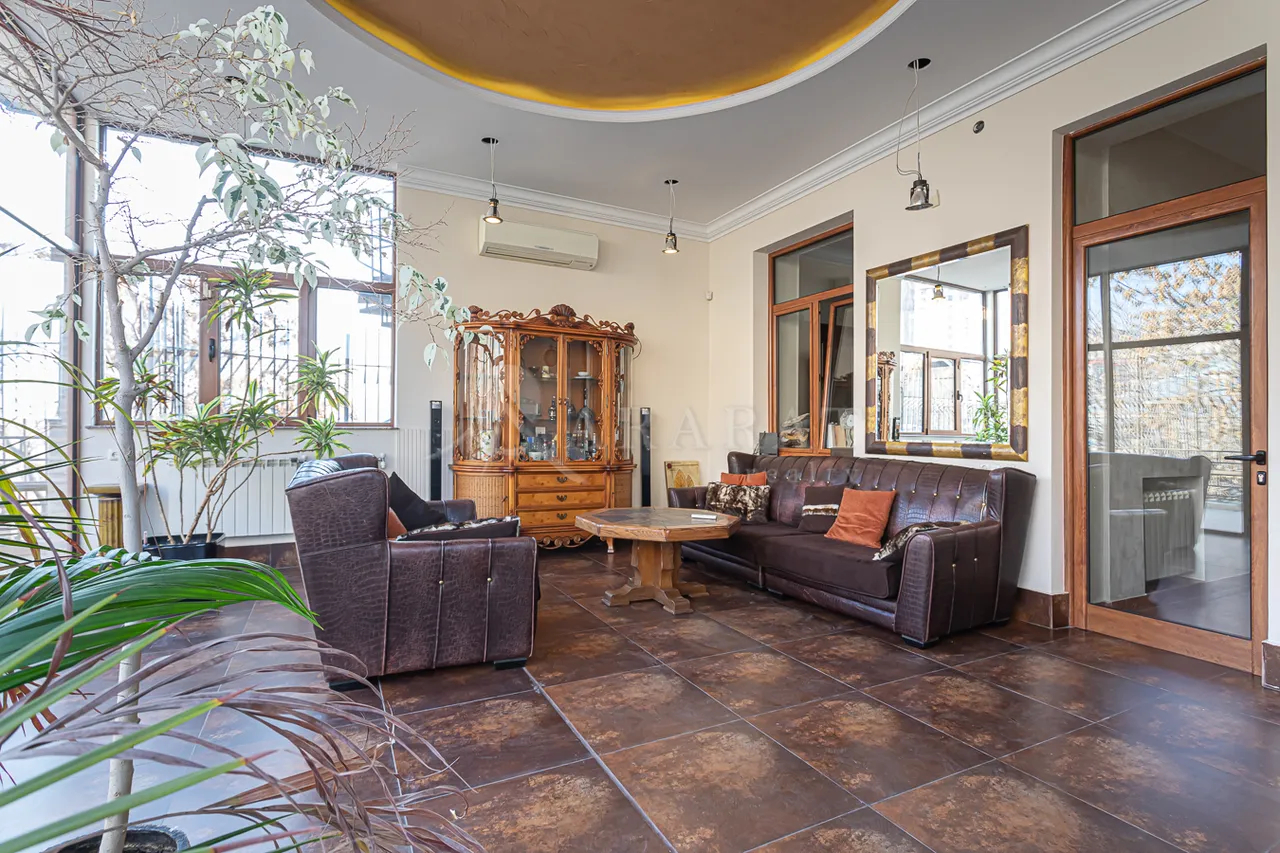 4 bedroom apartment for sale Baghramyan av(Arabkir), Arabkir Yerevan, 158395