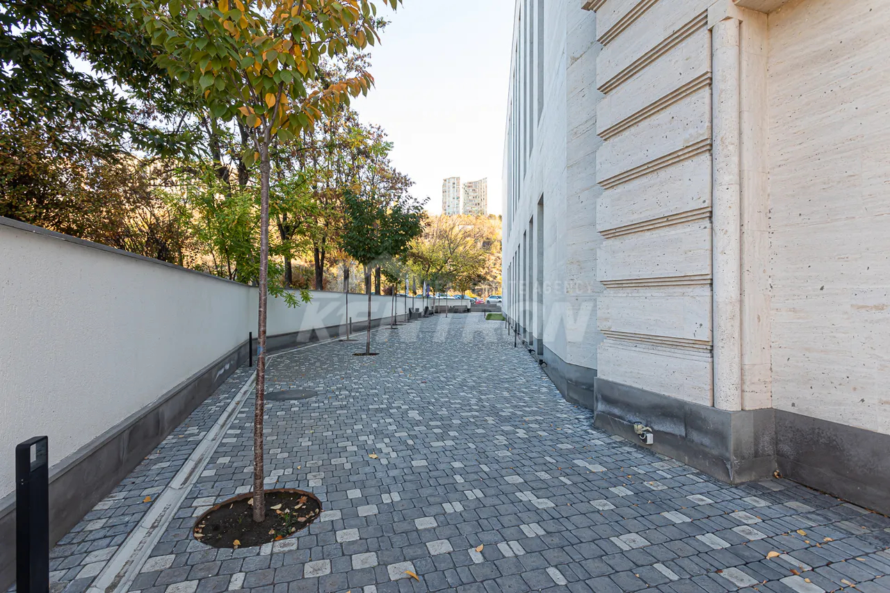 Commercial property for rent Myasnikyan Ave, Center Yerevan, 157359