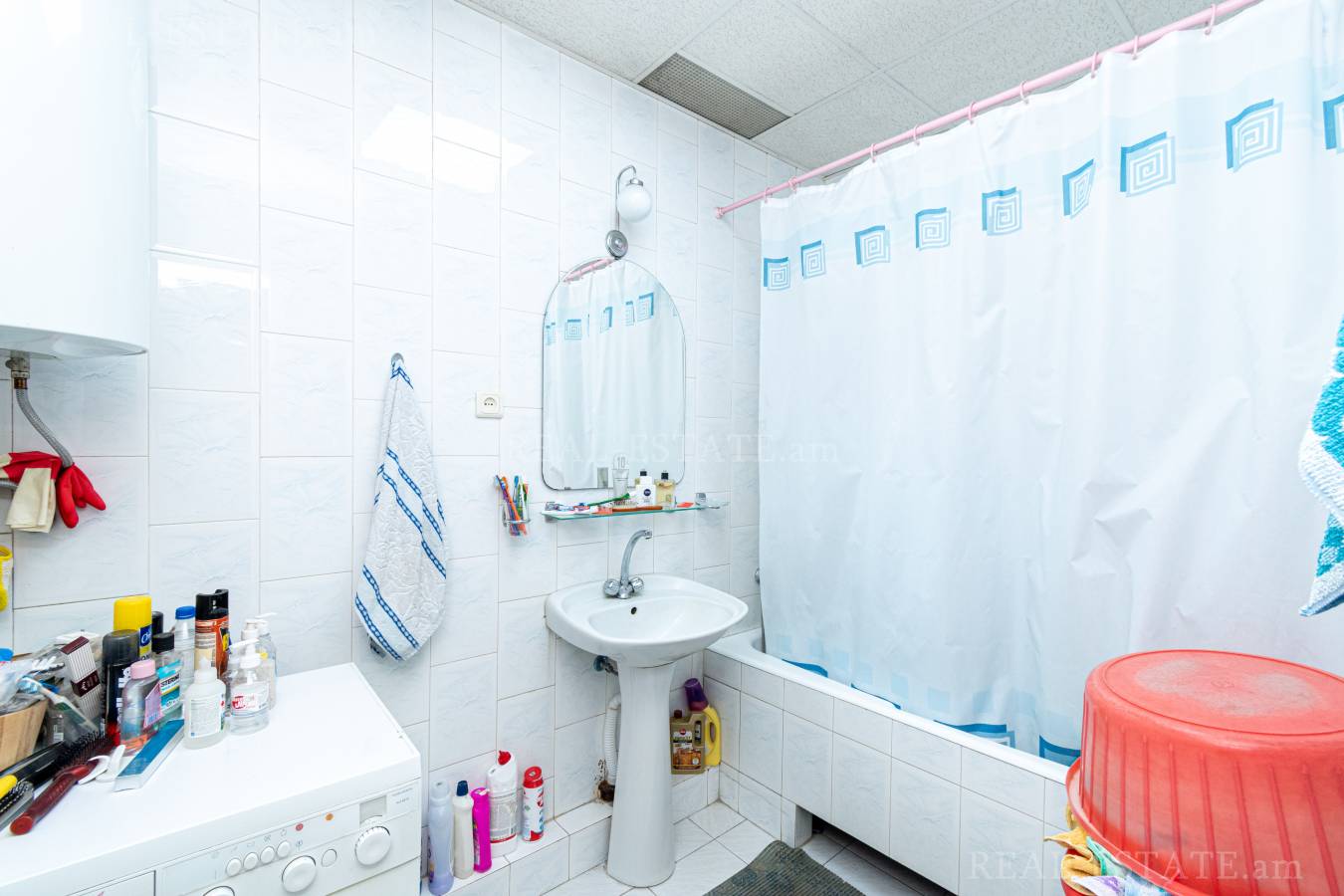 House for sale خیابان اِرزنکیان, عربگیر ایروان, 131697