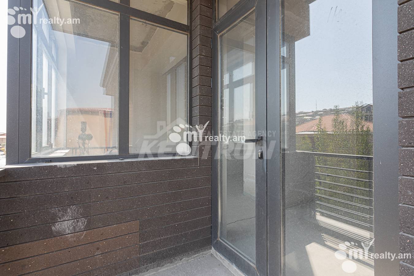 4 bedroom apartment for sale կառուցապատողից G. Hovsepyan St, Norque Marache Yerevan, 156580