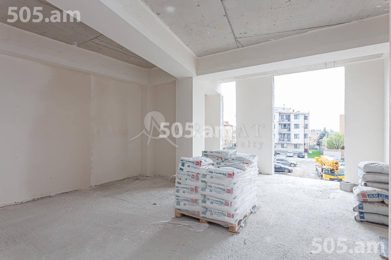 Купить 1 комнатную квартиру Антараин ул, Центр Ереван, 155275