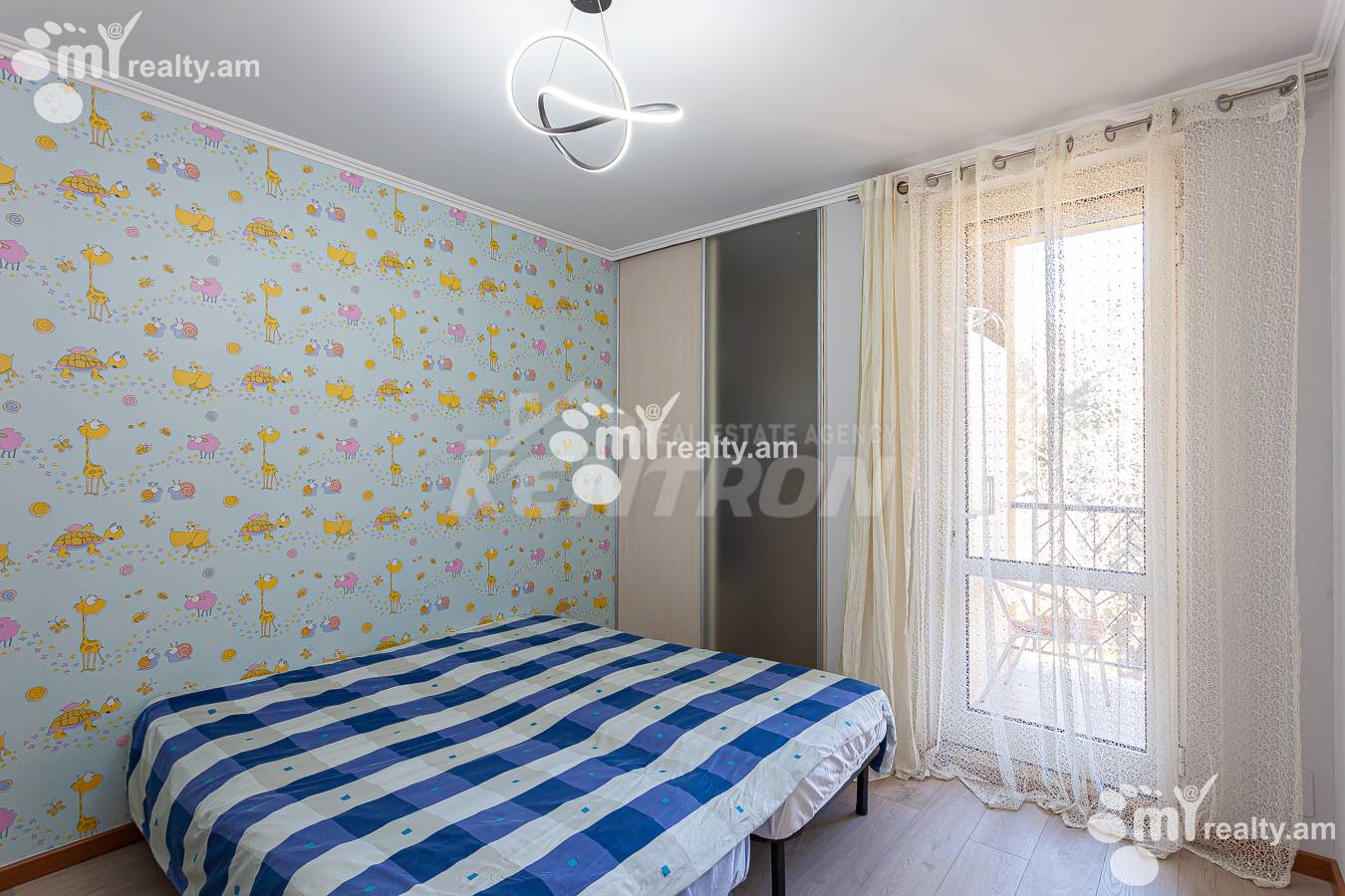 4 bedroom apartment for rent خیابان م. خورِناتسی, مرکز شهر ایروان, 154627