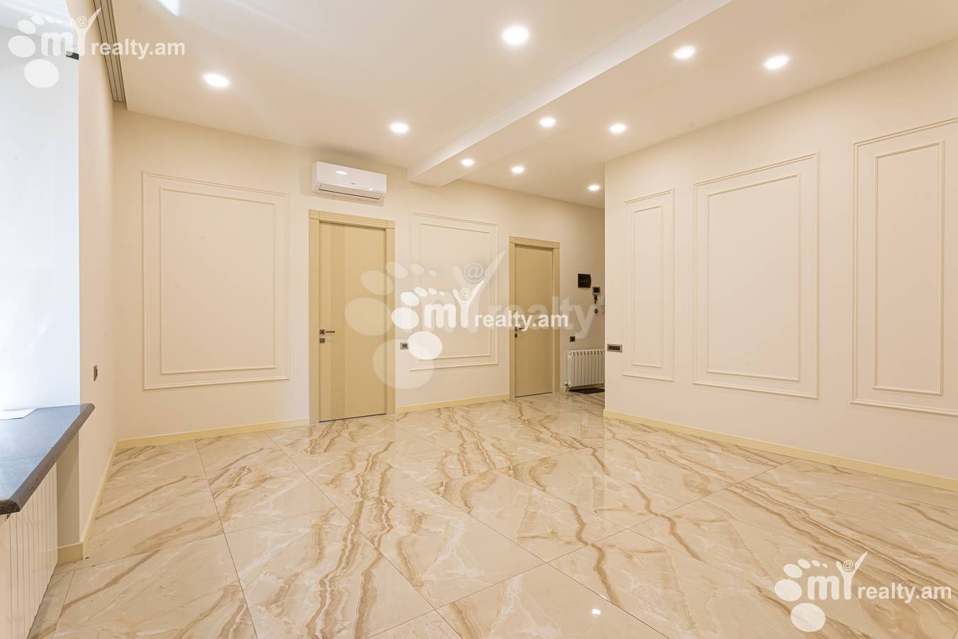 Commercial for rent خیابان ماشتوتس, مرکز شهر ایروان, 156227