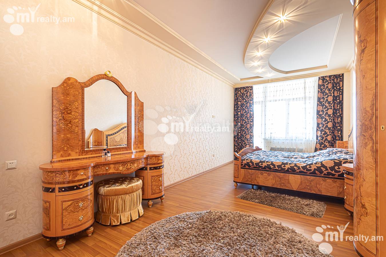 Снять 4 комнатную квартиру Северный пр, Центр Ереван, 156885